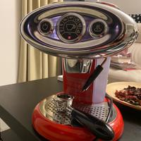 Macchina caffè Illy iperespresso