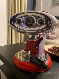 Macchina caffè Illy iperespresso