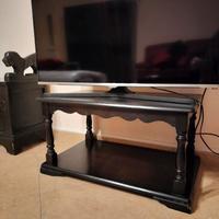 Tavolino in legno massello