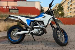 suzuki dr-z 400 sm 2025