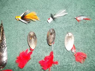 Esche metalliche per pescare