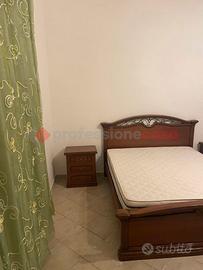 Appartamento ammobiliato ]