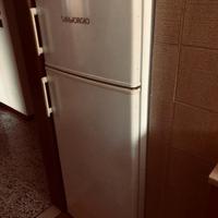 Frigo e lampadari 