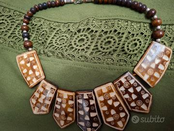 ANTICA COLLANA STILE ETNICO-TRIBALE