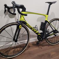 Scott Foil XL con cerchi fulcrum 