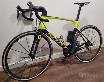 Scott Foil XL con cerchi fulcrum 