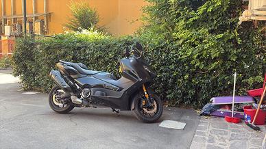 Yamaha T Max 560 - 2023