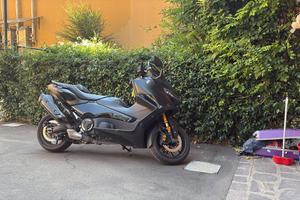 Yamaha T Max 560 - 2023