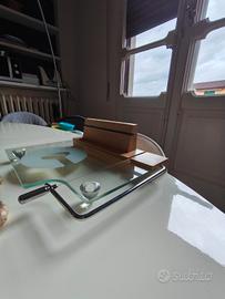 Tagliere tagliaformaggi in vetro e legno 