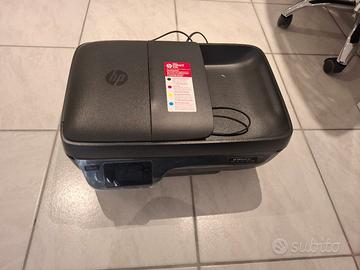 fotocopiatrice , stampante usata poco marca HP 