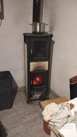 stufa a legna nordica Dorella 12 kW usata usata