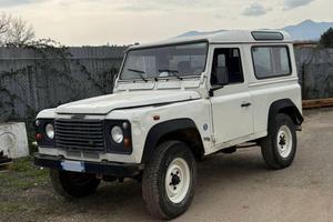 Land Rover Defender 90 2.5 Td5
