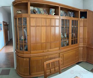 Mobile in legno massello rovere