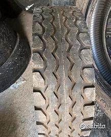 Coppia pneumatici 30 8.8 ricoperte