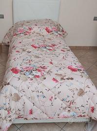Letto  singolo e mobile
