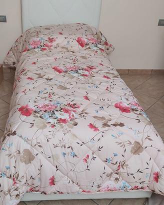 Letto  singolo e mobile