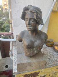 Busto femminile artistico