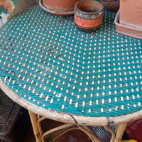 tavolino piu sedia in vimini