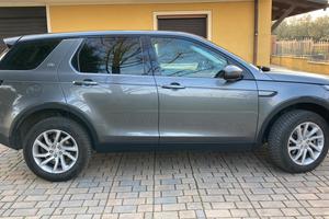 Land Rover Discovery Sport > BMW X3