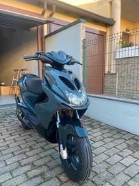 YAMAHA AEROX 50
