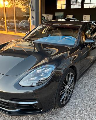Porsche Panamera 2.9 4