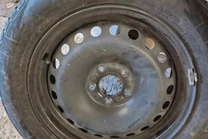 Gomme invernali con cerchi