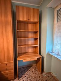 Libreria con scrivania