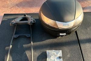 Bauletto GIVI 40L, piastra/staffe Honda CB650F