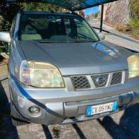 Nissan x trail