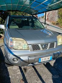 Nissan x trail