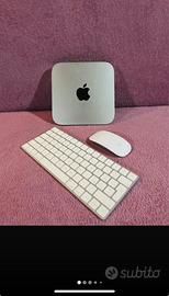 Apple Mac Mini completo con tastiera e mouse