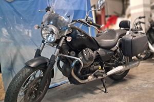 Moto Guzzi Nevada 750