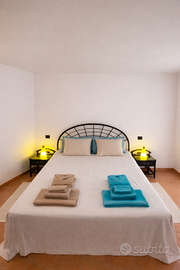 Letto king size + mobili Rattan Wood verdi