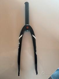 Forcella BOX in carbobio