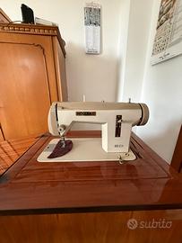 Macchina da cucire vintage