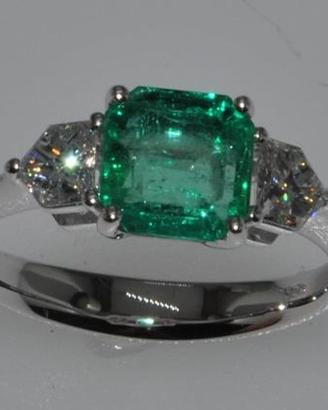 Anello trilogy diamanti e smeraldo nuovo