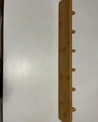 Attaccapanni in legno