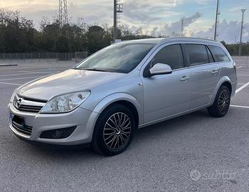 Opel Astra 1.7 CDTI 110CV Station Wagon