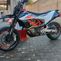 KTM 690 SMC - R Depo a libretto