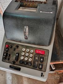 macchina da scrivere olivetti