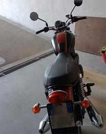 Triumph Bonneville 865