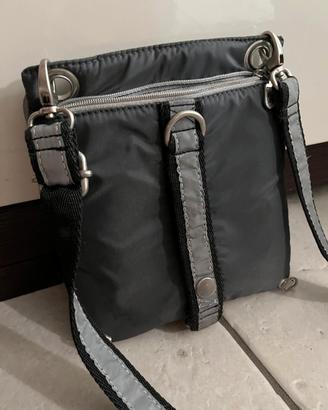  borsello uomo marca Belstaff