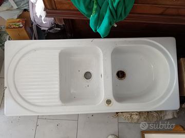 lavello in ceramica
