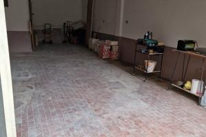 Magazzino 44m2 soppalcabile con bagno