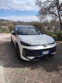 VOLKSWAGEN T-ROC 1.5 R LINE