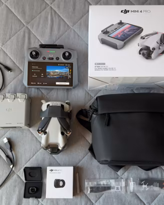 Drone DJI Mini 4 Pro Fly More Combo RC 2