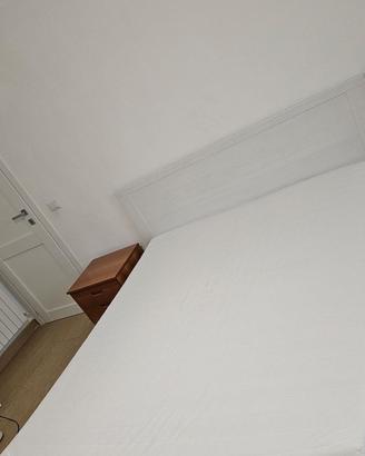 Letto matrimoniale IKEA con materasso IKEA