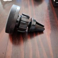 Porta smartphone per automobile