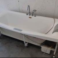 Vasca Idromassaggio Jacuzzi