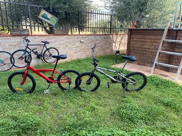 bici rossa tipo bmx con ruote da 14